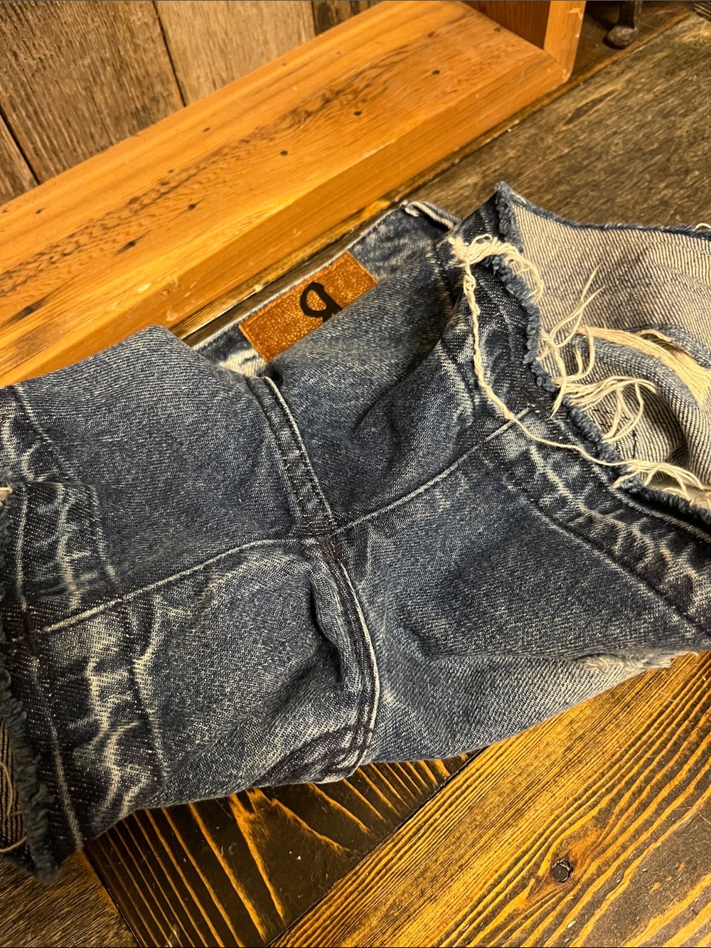 Remix By Rock Revival Distressed denim shorts size 29 - Picture 11 of 15